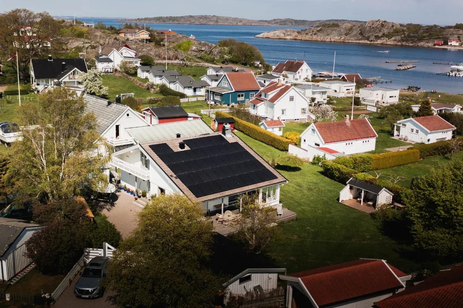 solcellepanel på hytta